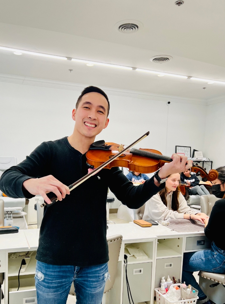 Daniel, Owner of Top Nails Spa